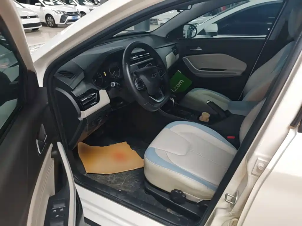 Chery Tiggo 3x — миниатюра 16
