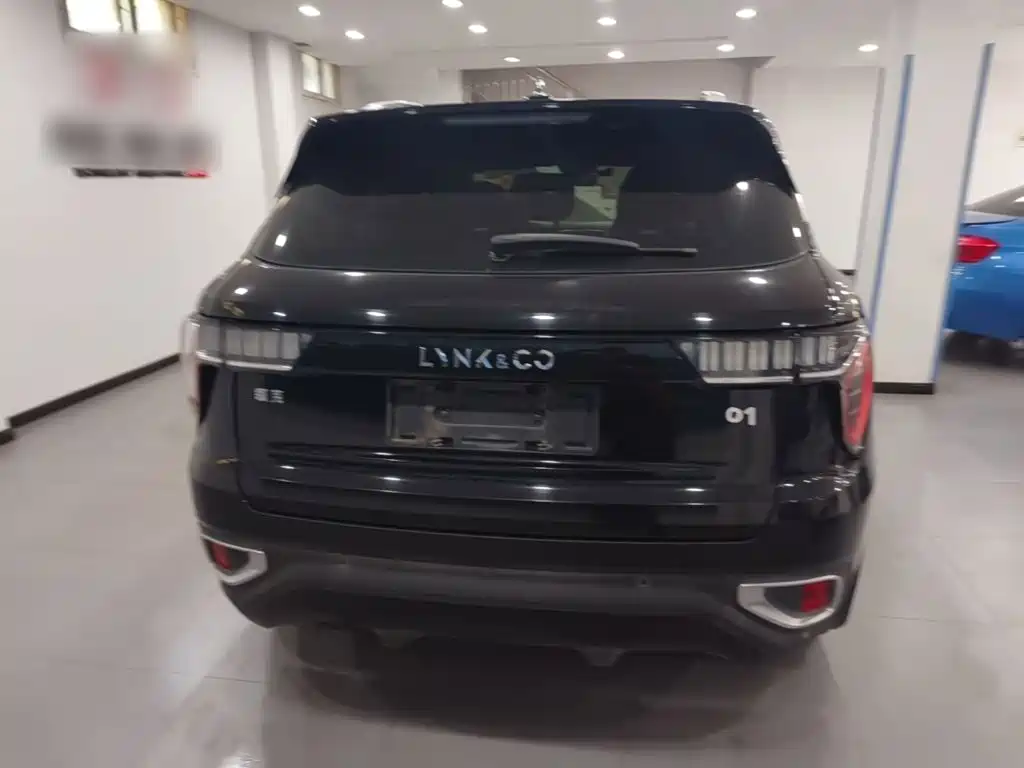 Lynk & Co 01 — миниатюра 6