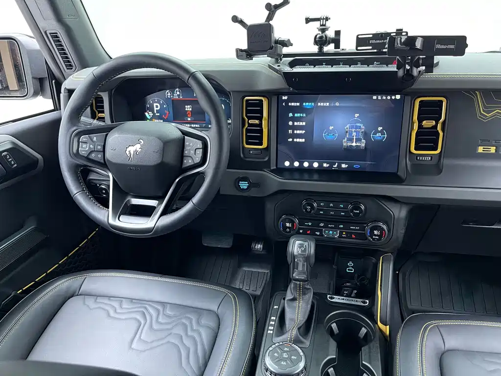 Ford Bronco — миниатюра 7