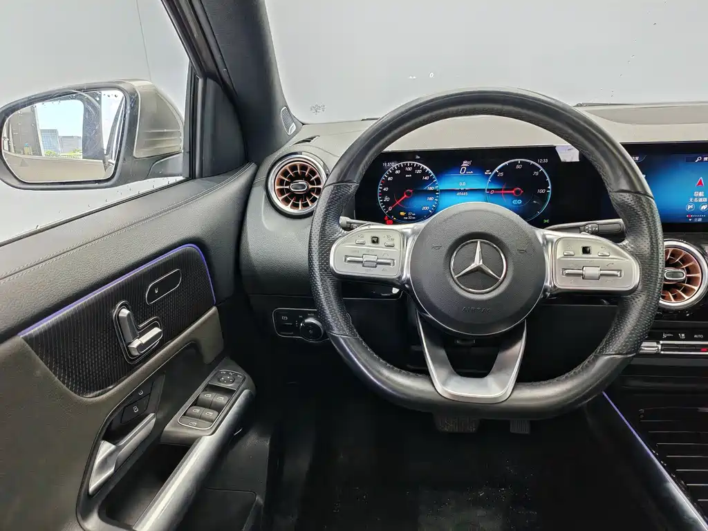 Mercedes-Benz EQA — миниатюра 9