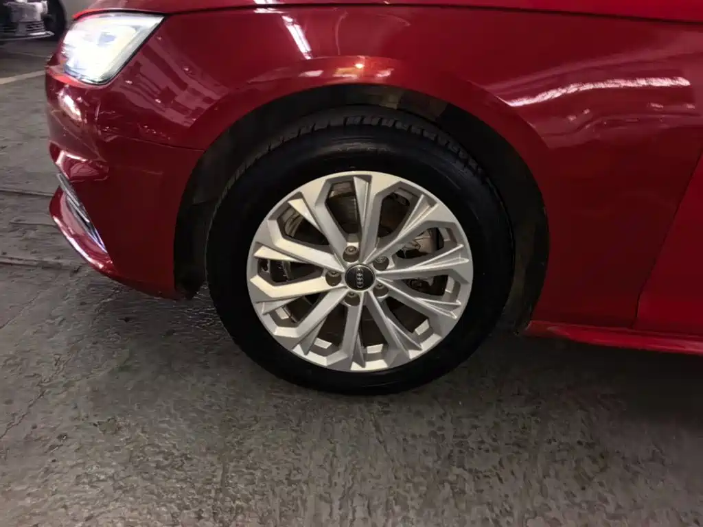 Audi A4L — миниатюра 23
