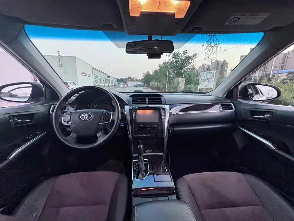 Toyota Camry — миниатюра 15