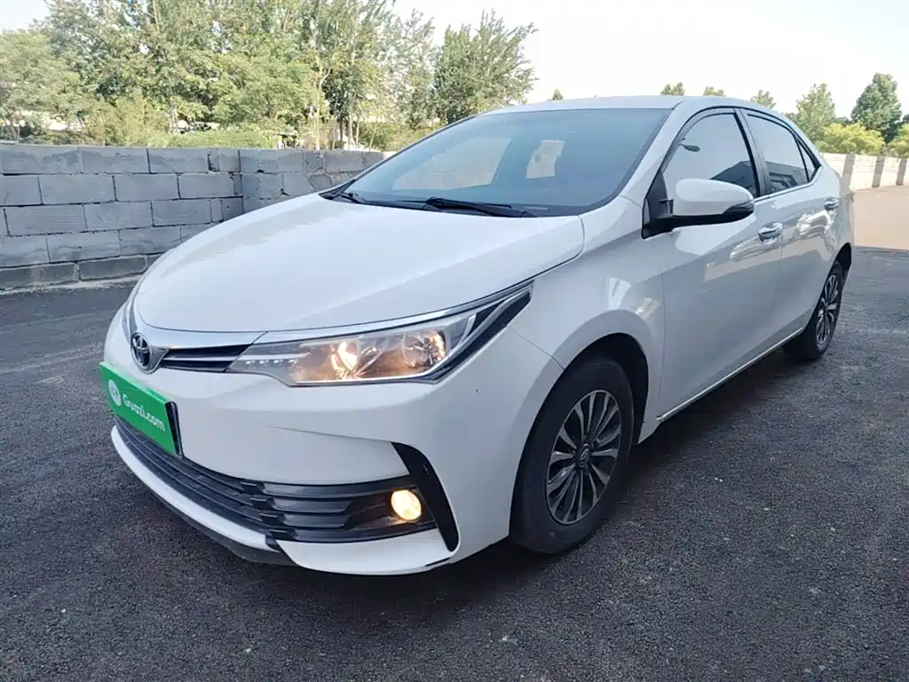 Купить Toyota Corolla