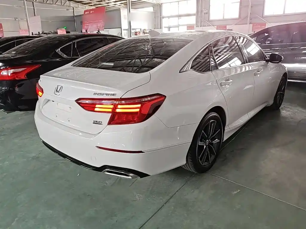Honda Inspire 2022 260TURBO