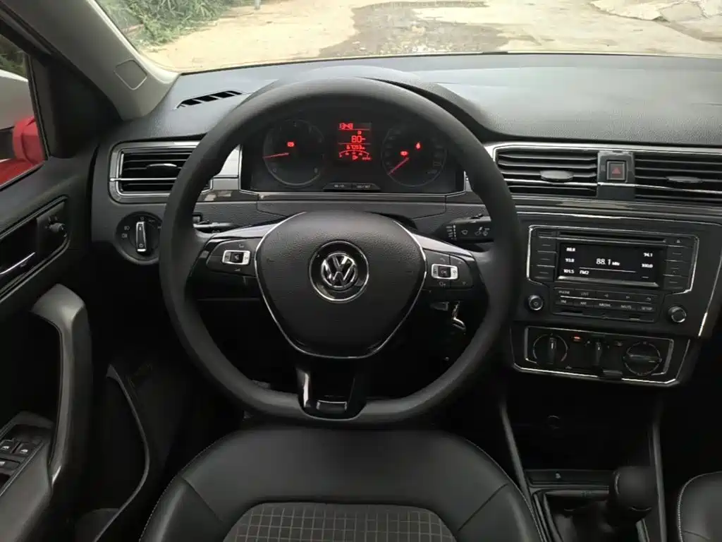 Volkswagen Santana — миниатюра 11