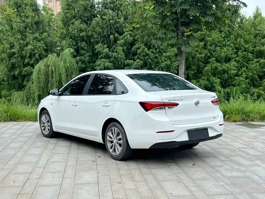 Buick Excelle — миниатюра 7