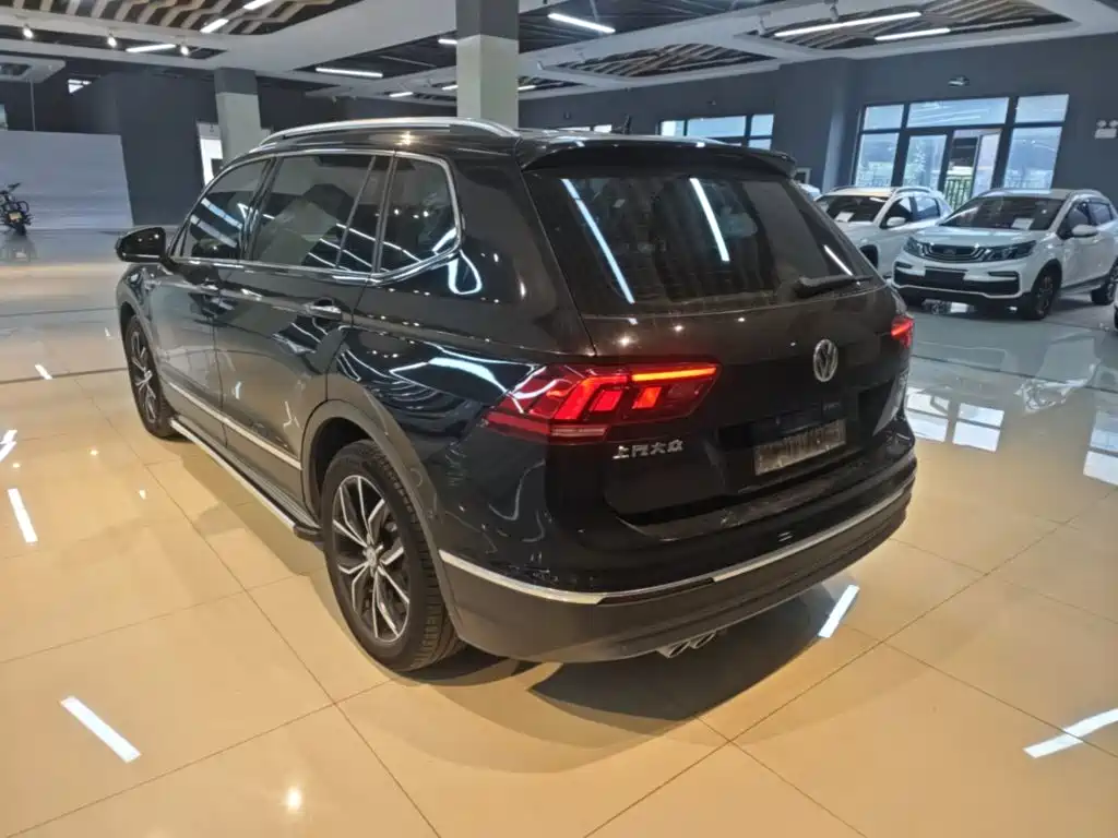Volkswagen Tiguan L — миниатюра 5