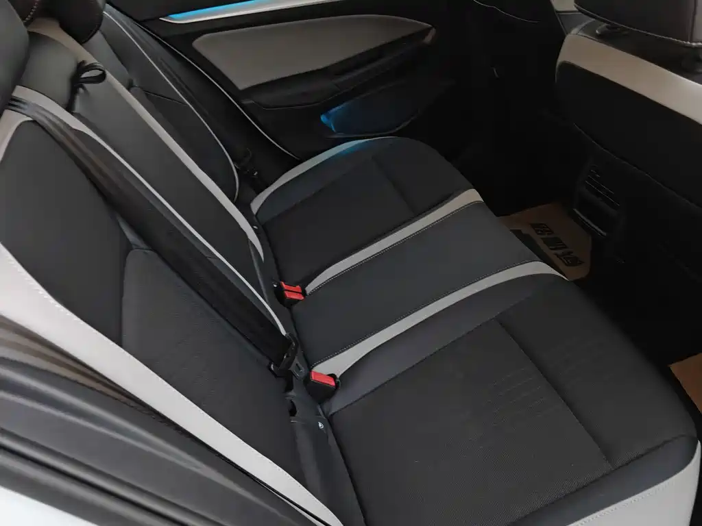 Volkswagen Golf 2023 280TSI DSG Pro