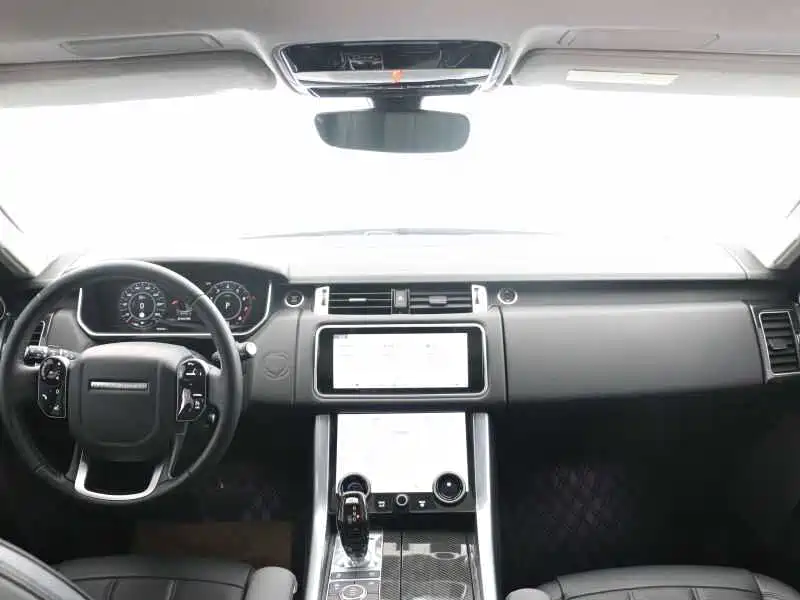 Land Rover Sport PHEV — миниатюра 8