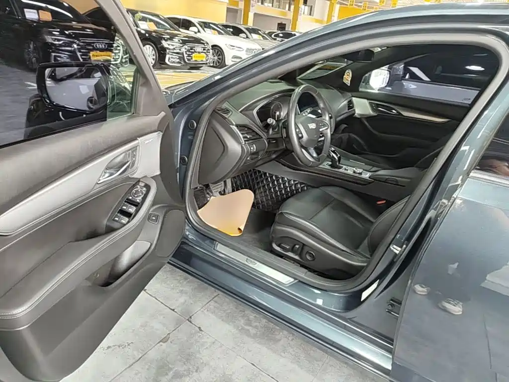Cadillac CT5 — миниатюра 16