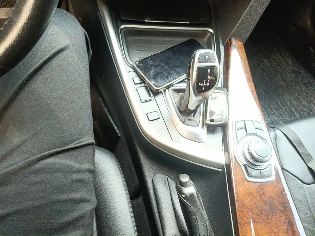 BMW 3 Series — миниатюра 7