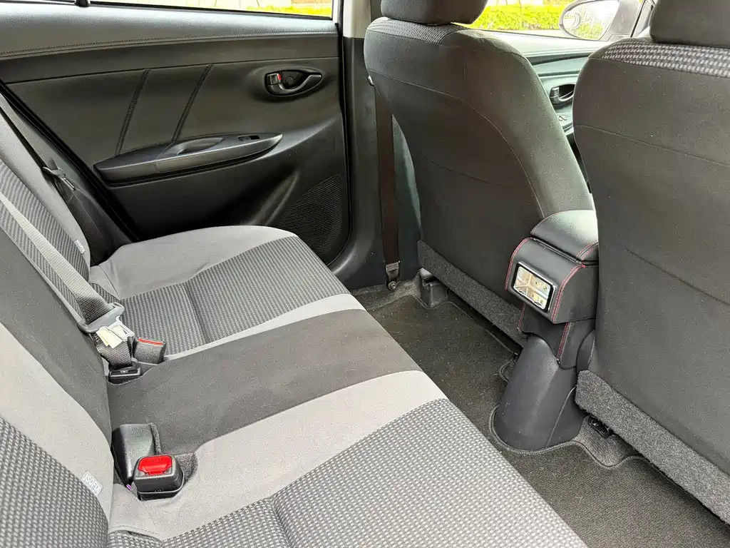 Toyota Vios FS — миниатюра 11