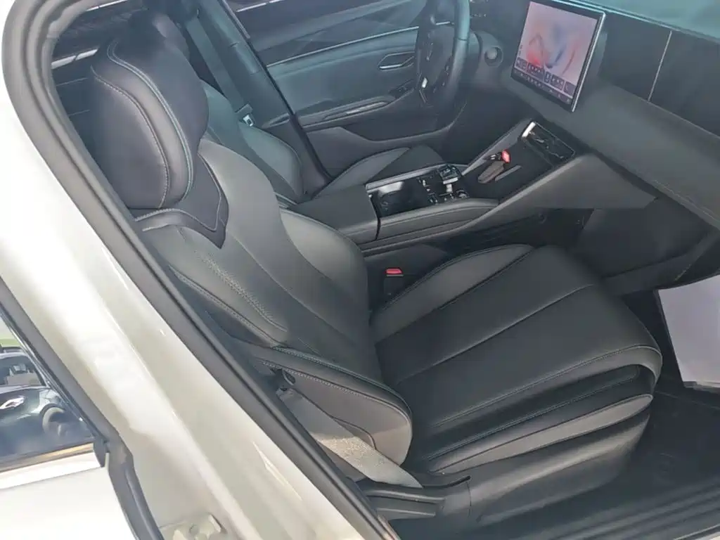 BYD Qin L — миниатюра 25