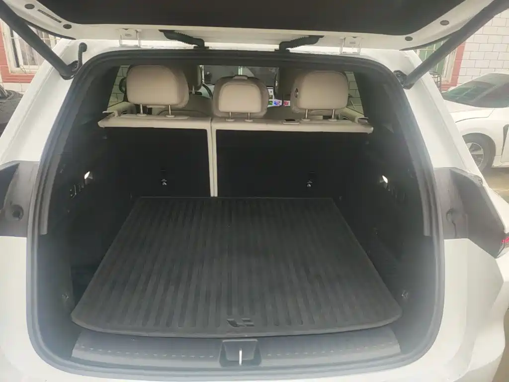 Li Auto Li L6 — миниатюра 19