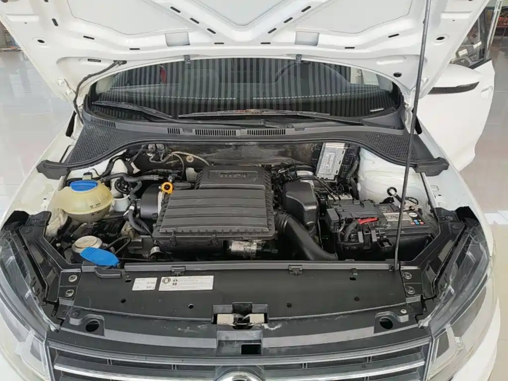Volkswagen Santana — миниатюра 20