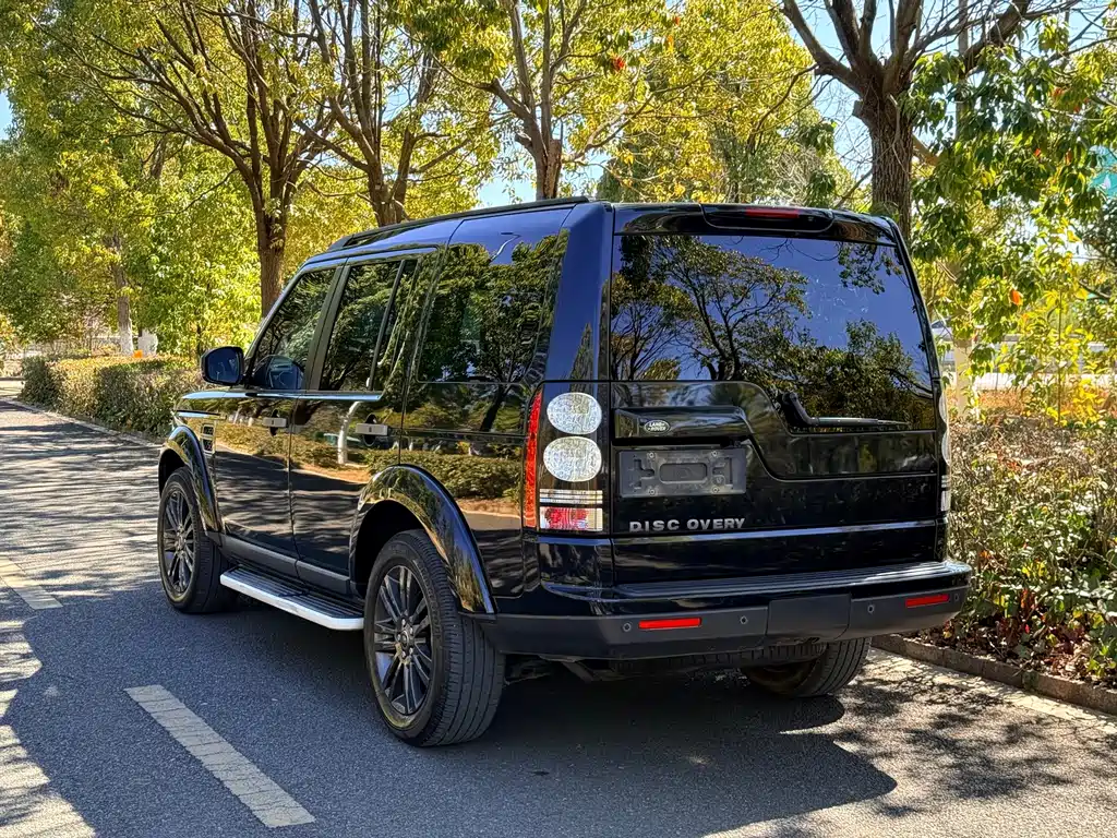 Land Rover Discovery — миниатюра 4