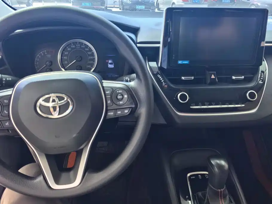 Toyota Corolla — миниатюра 12