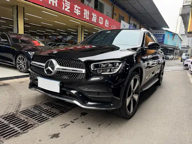 MERCEDES BENZ GLC