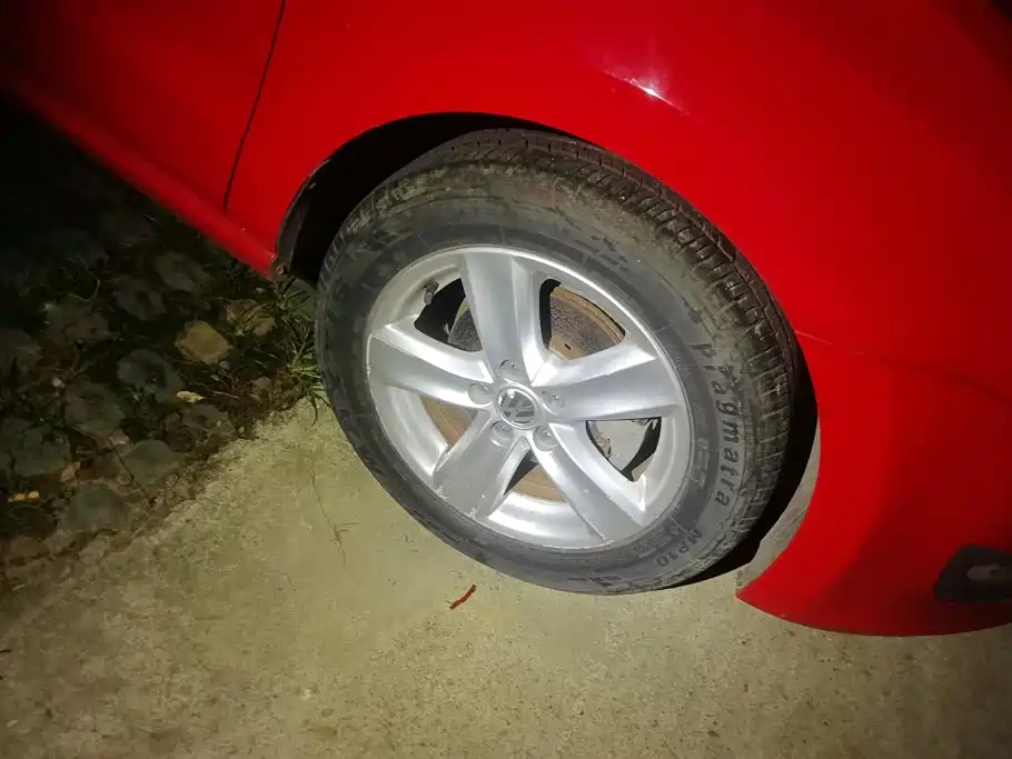 Volkswagen Polo — миниатюра 6