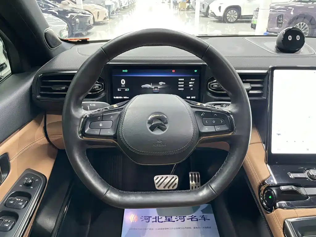 NIO ES8 — миниатюра 11