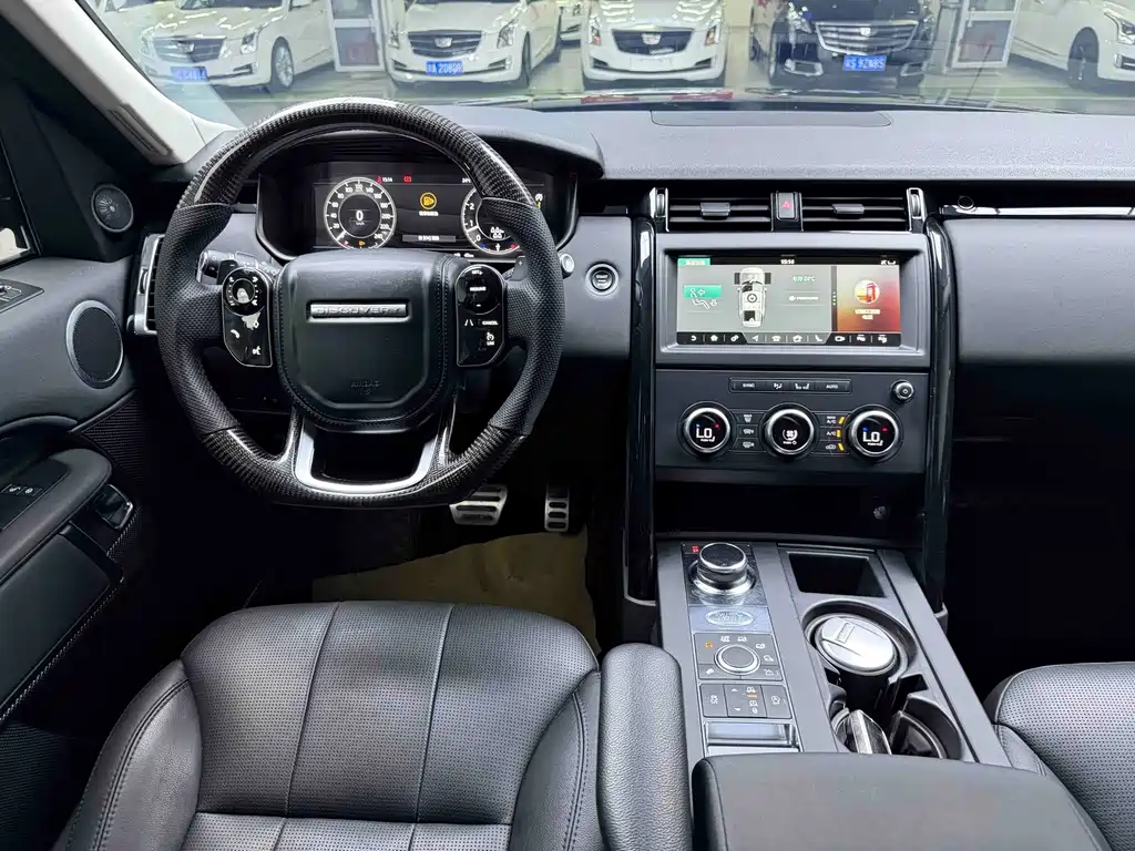 Land Rover Discovery — миниатюра 8