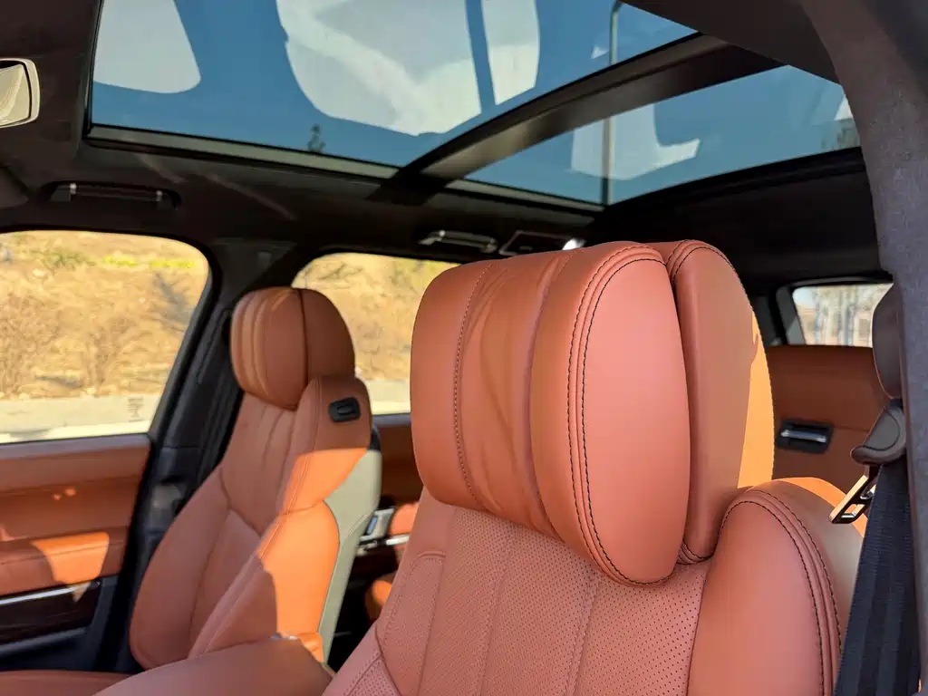 Land Rover Range Rover — миниатюра 9