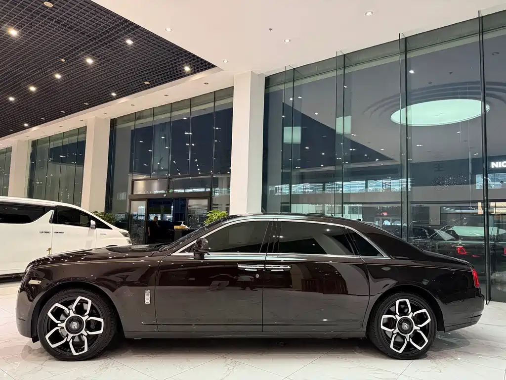 Rolls-Royce Ghost — миниатюра 10