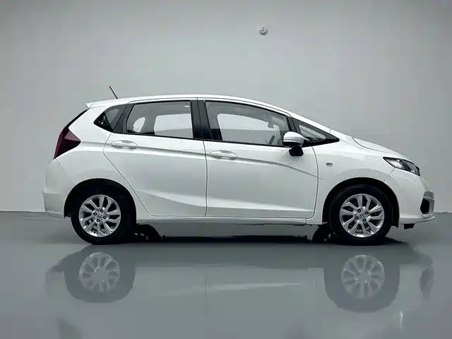 Honda Fit — миниатюра 11