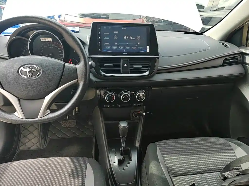 Toyota Vios FS — миниатюра 13
