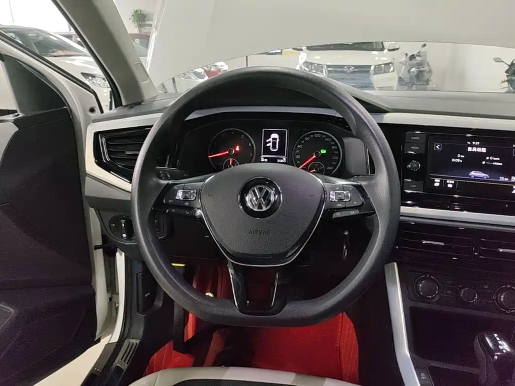 Volkswagen Polo — миниатюра 11