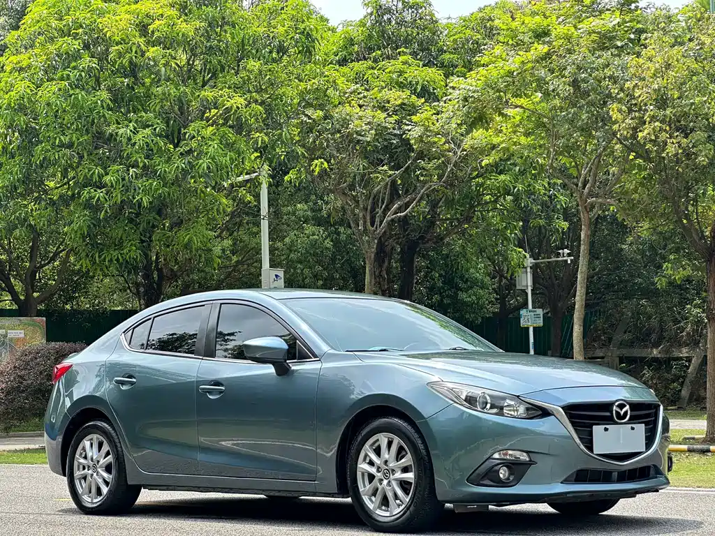 MAZDA  3 ANGKESAILA