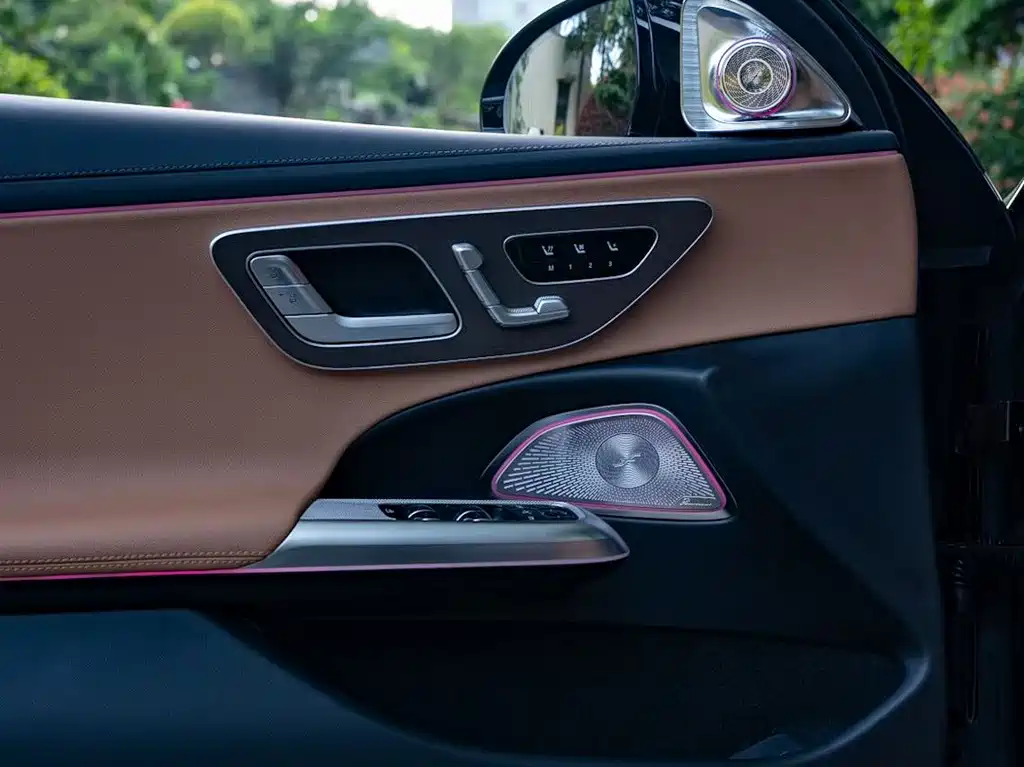 Mercedes-Benz E-Class E 2025 E 300 L Luxury
