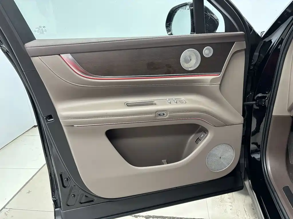AITO AITO M9 — миниатюра 8