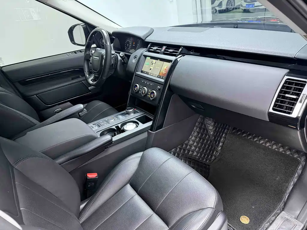 Land Rover Discovery — миниатюра 9