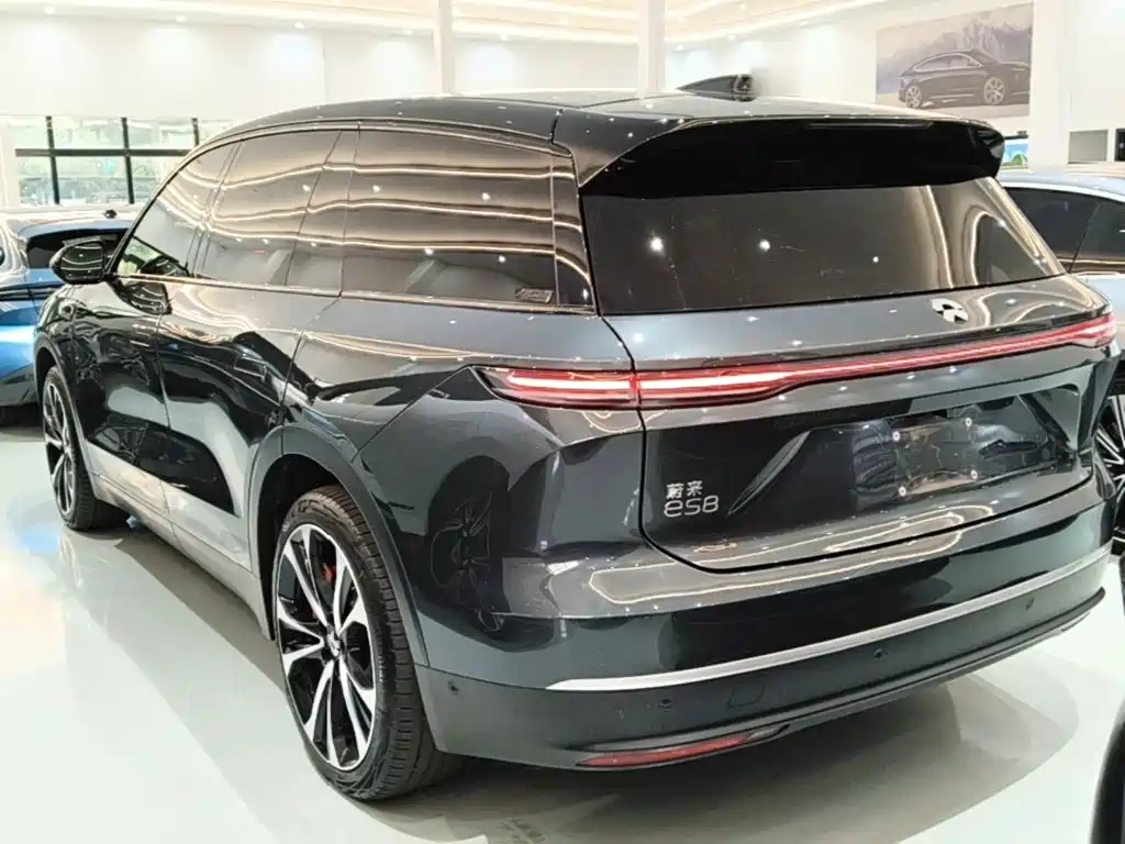 NIO ES8 — миниатюра 5