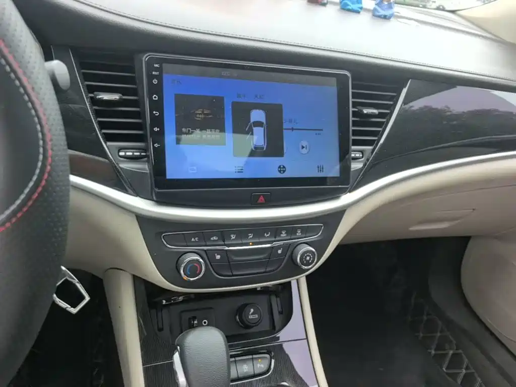 Buick Verano — миниатюра 13