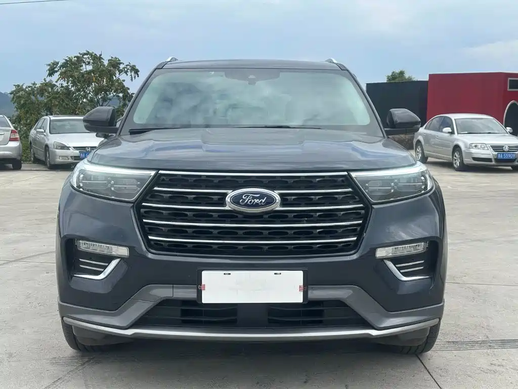 Ford Explorer — миниатюра 4