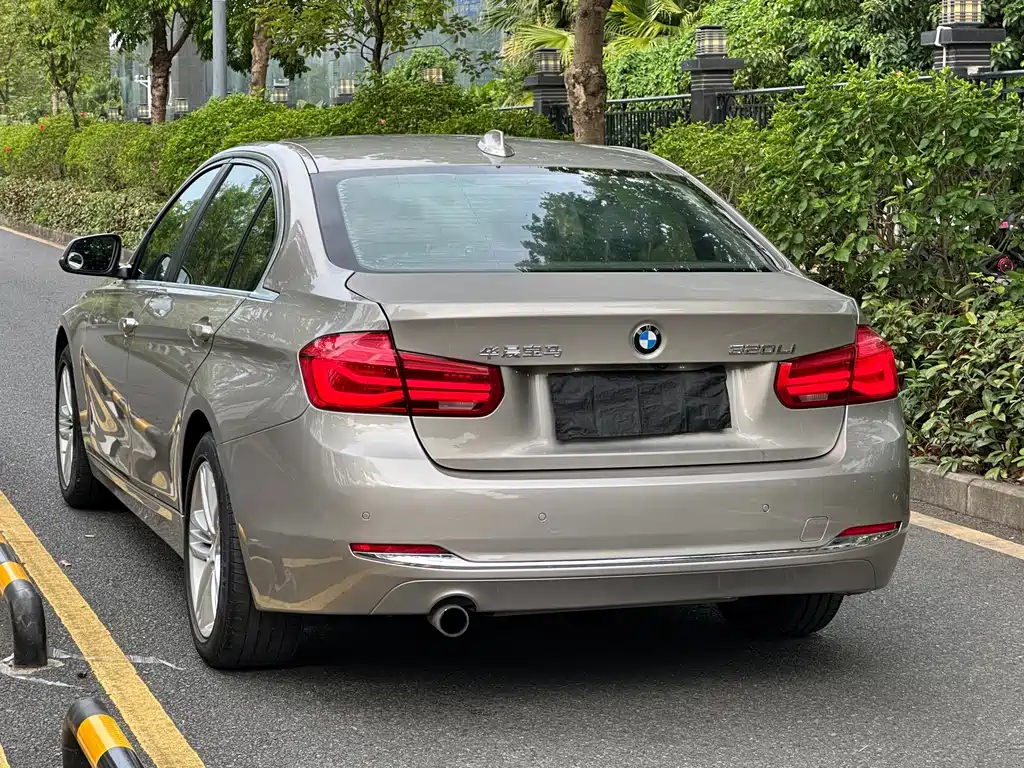 BMW 3 Series — миниатюра 13