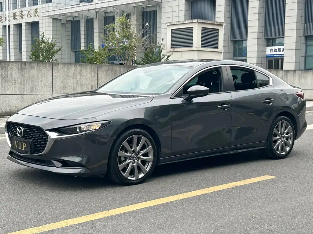 Mazda 3 Axela — миниатюра 3