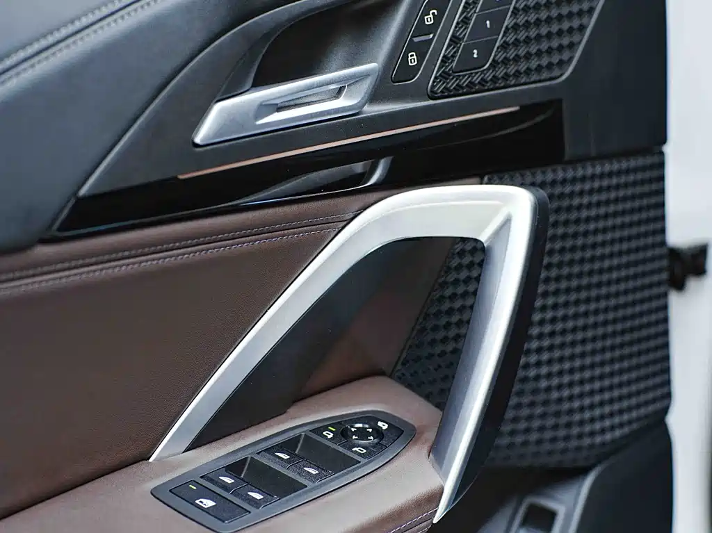 BMW X1 — миниатюра 10