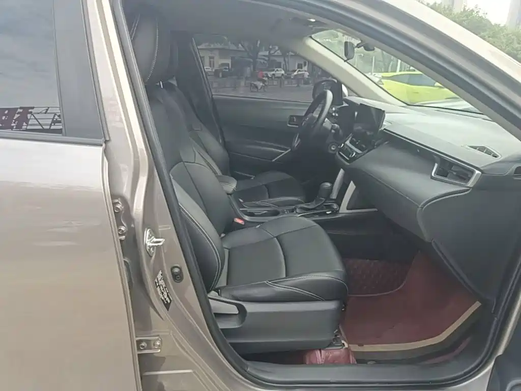 Toyota Frontlander — миниатюра 25