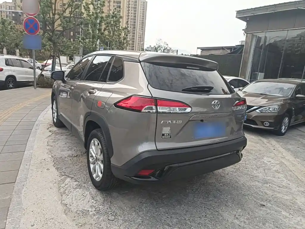Toyota Frontlander — миниатюра 5