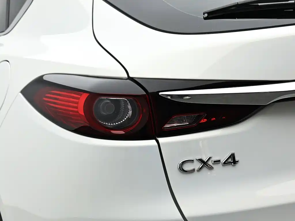 Mazda CX-4 — миниатюра 7