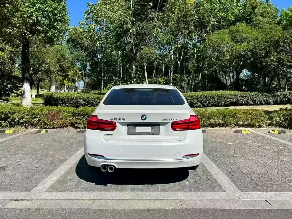 BMW 3 Series — миниатюра 8