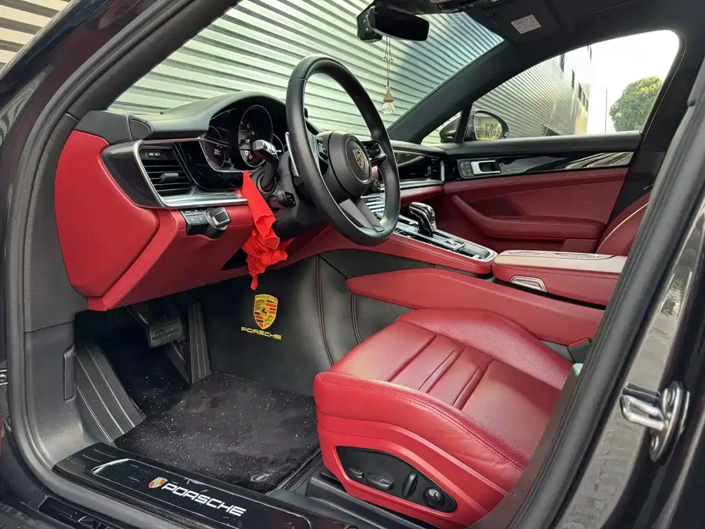 Porsche Panamera — миниатюра 6