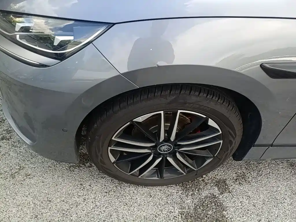 BYD Qin L — миниатюра 23