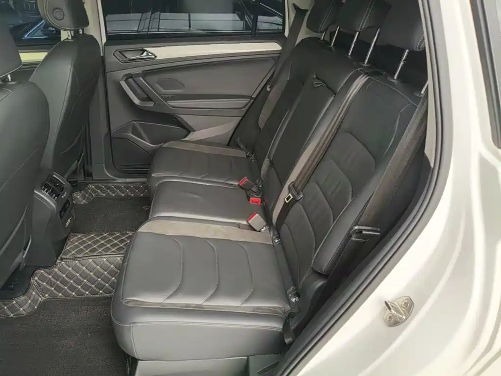Volkswagen Tiguan L — миниатюра 17
