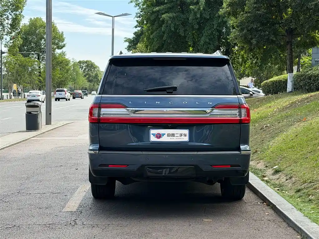 Lincoln Navigator 2019 3.5T
