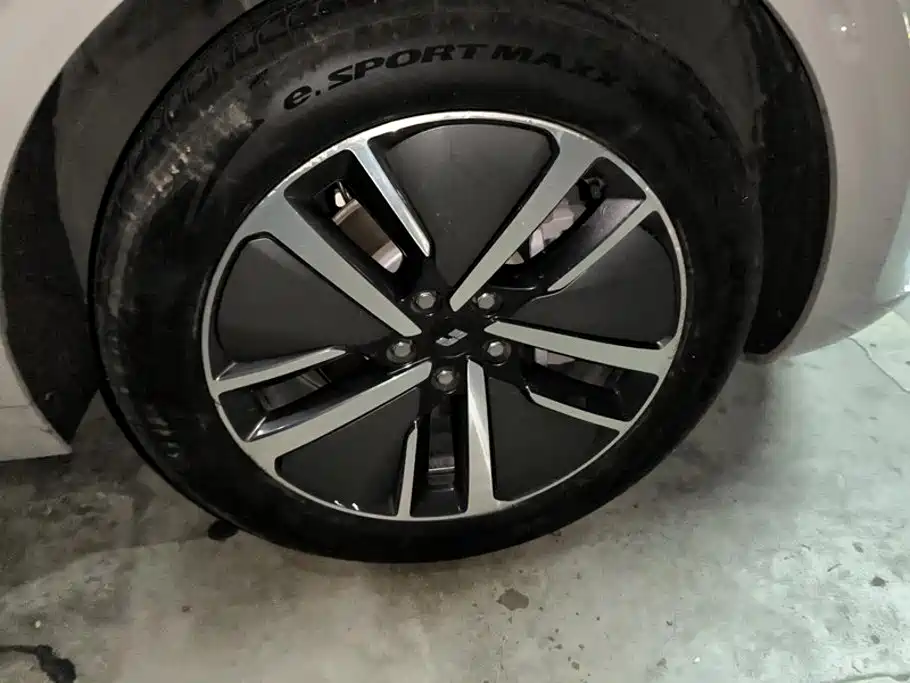 Li Auto Li L6 — миниатюра 6