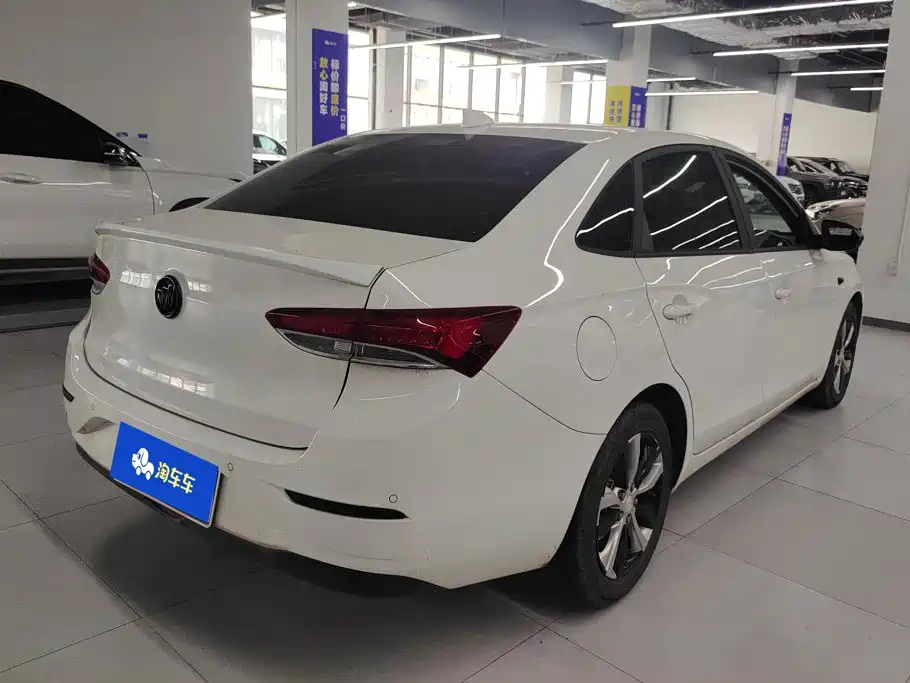 Buick Excelle — миниатюра 3